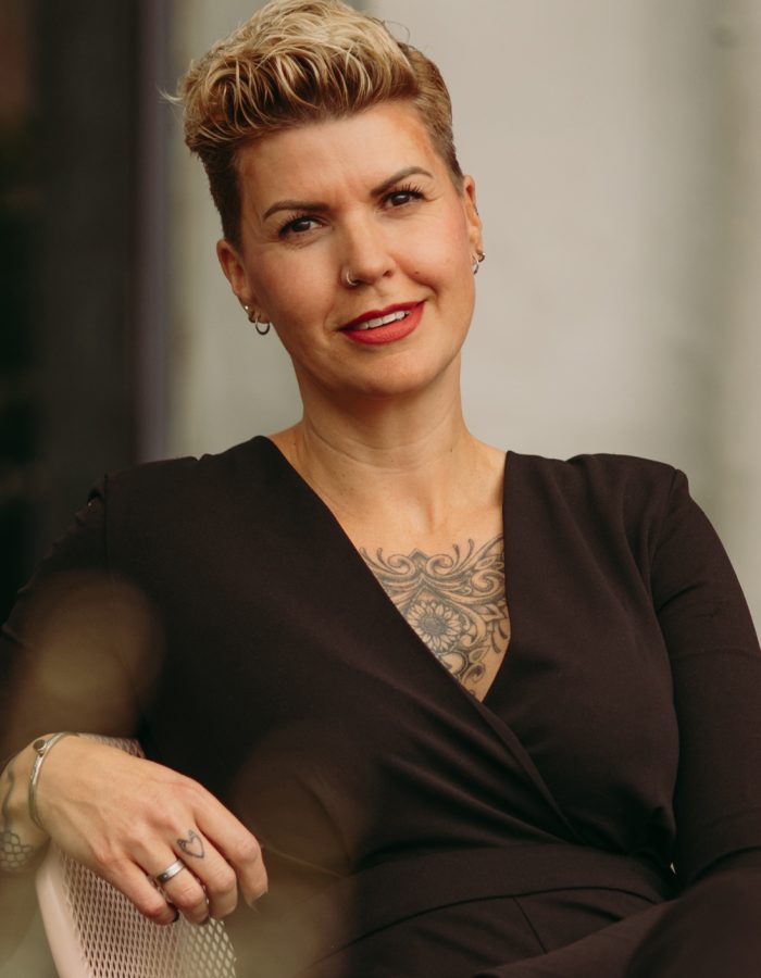Eva-Tjooitink-home